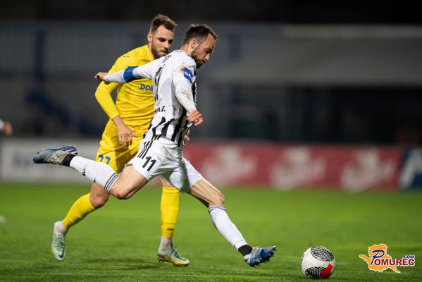 FOTO: Mura do zmage v Domžalah