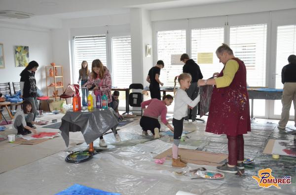 FOTO: Otroci ustvarjali na mini likovni koloniji