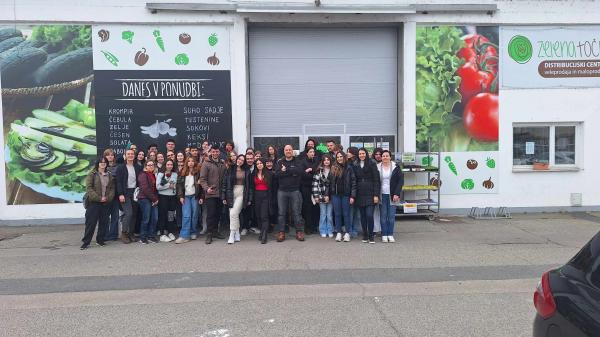 FOTO: V okviru mladinske izmenjave »Youth Care4climate« so se odpravili na ekskurzijo 