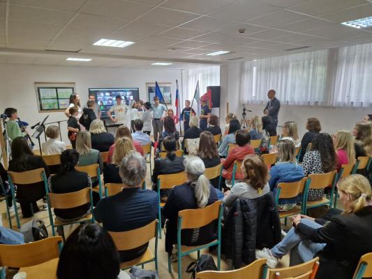 Učenci izmenjevali mnenja in izkušnje s področja vzgoje in izobraževanja