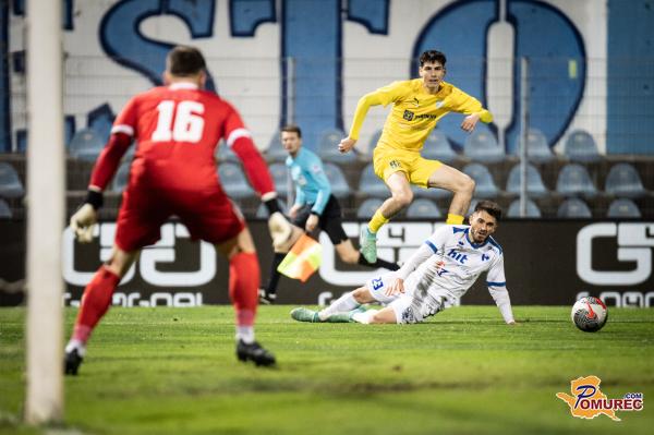 FOTO: Po enajstmetrovkah Beltinčani ostali pred vrati finala
