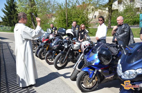 FOTO: V Bakovcih tradicionalno blagoslovili motorje in motoriste