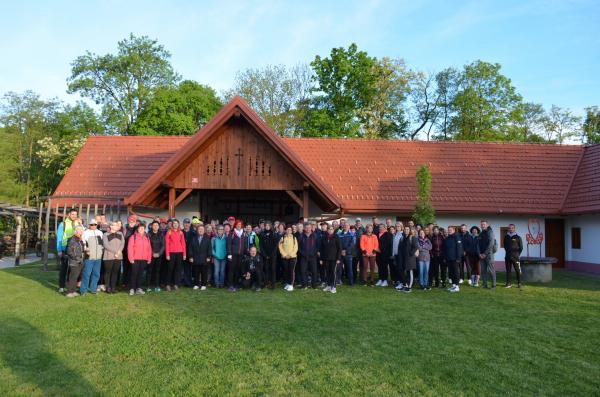 FOTO: Podali so se na pot od Odrancev na Jeruzalem