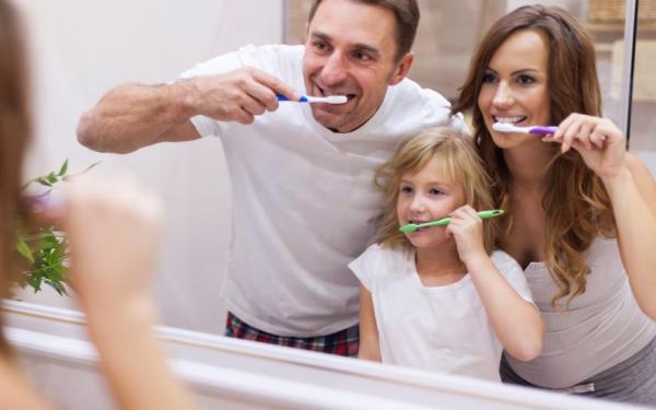 Kako pravilno ščetkati zobe?