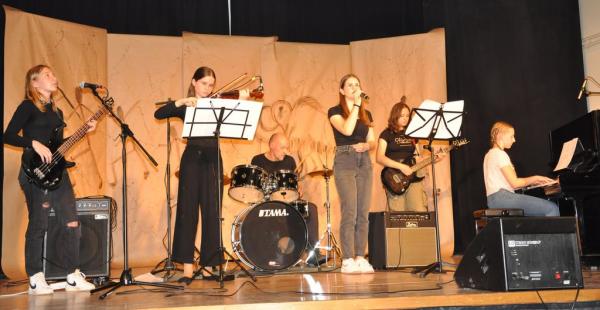 FOTO: V Križevcih nastopili mladi kulturni ustvarjalci 