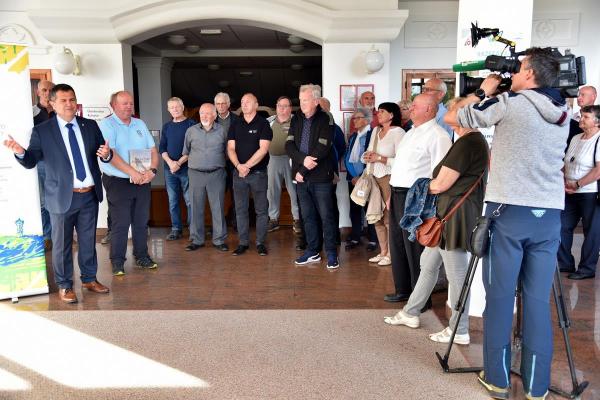 FOTO: Tudi v Lendavi razstava 70 let slovenske planinske poti
