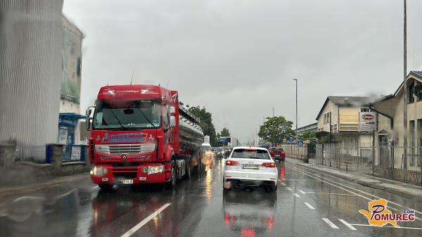 FOTO: V Murski Soboti prihaja do prometnega kolapsa