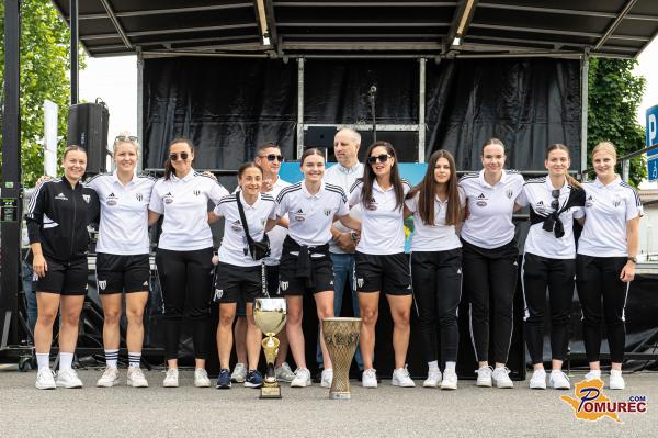 FOTO: V BTC Cityju sprejeli pokalne prvakinje