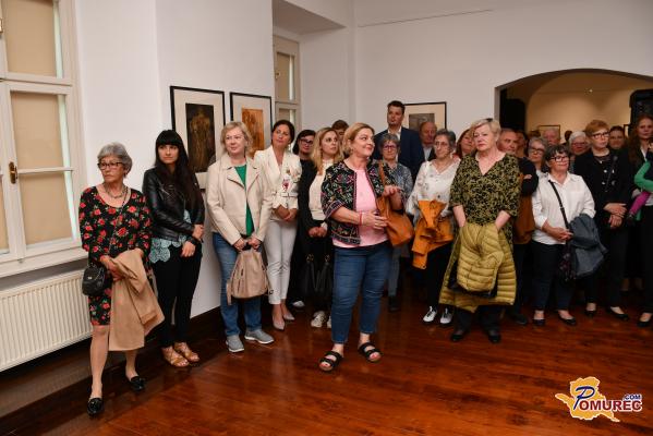 FOTO: Na lendavskem gradu odprli razstavo umetnin Ernsta Fuchsa 