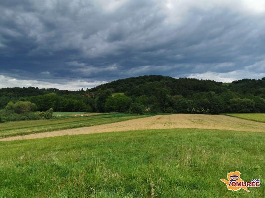 Nestanovitno vreme se bo nadaljevalo