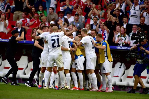 Slovenska nogometna reprezentanca igrala 1:1 z Dansko 