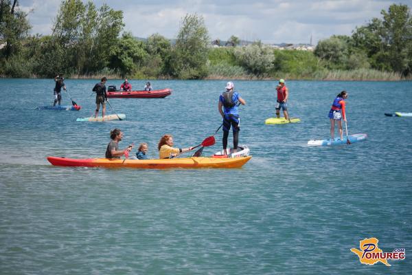FOTO: Soboško jezero v znamenju supov in jadrnic