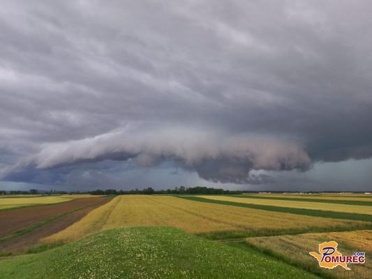Vremenoslovci izdali oranžno opozorilo