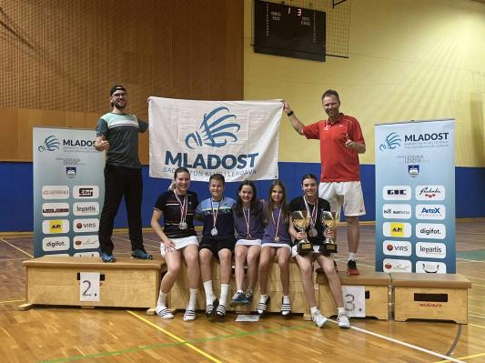 Na državnem prvenstvu v badmintonu dosegli izjemne rezultate