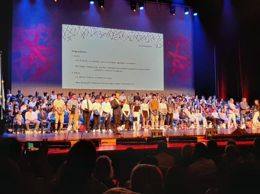 Dijaki prejeli prestižne nagrade z različnih področij tekmovanj