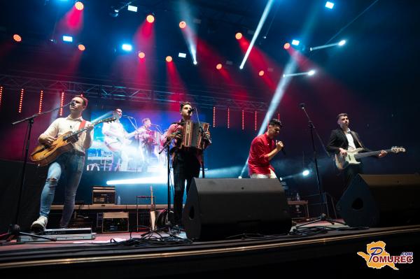 FOTO: Nedeljsko večerno dogajanje s Polkaholiki in Reljo