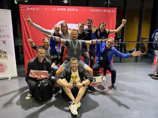 Tekmovalci so se udeležili mednarodnega badmintonskega tekmovanja