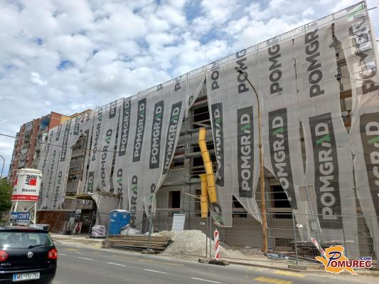FOTO: Nova stanovanja na Slovenski ulici že dobivajo končno podobo