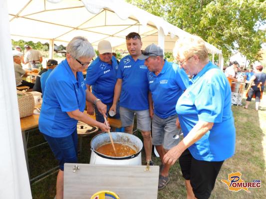 FOTO: Na Polanščekovi domačiji v Turnišču so kuhali po domače