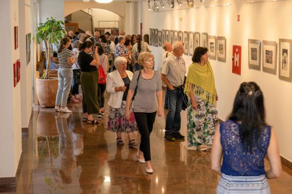 FOTO: V Lendavi odprtje razstave grafik domačih avtorjev 