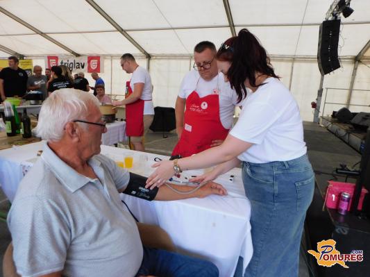 FOTO: Humanitarnost Krajevne organizacije Rdečega križa Odranci