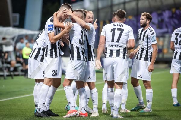 Prvi poraz Mure v tej sezoni, v Ljudskem vrtu slavili Mariborčani z 2:1