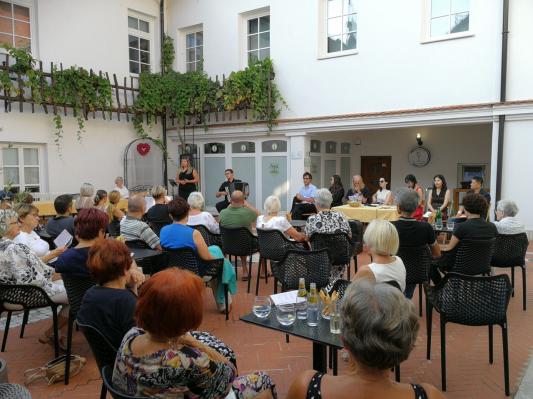 FOTO: 28. Festival Dnevi vina in poezije v Ljutomeru postregel z zanimivim dogajanjem