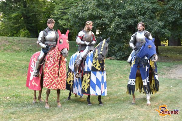 FOTO in VIDEO: Vrnili so se v čas srednjeveških vitezov