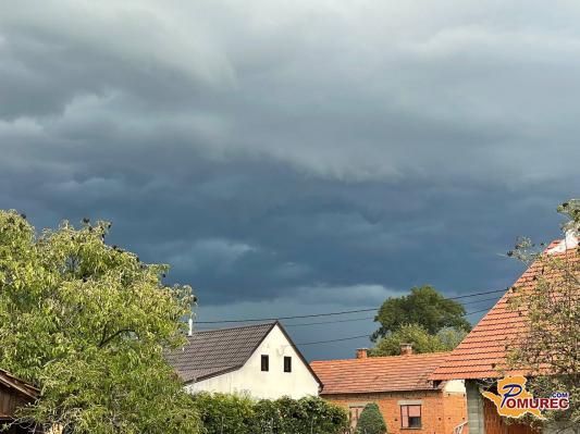 FOTO: Pomurje zajele nevihte