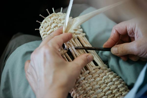 FOTO: Rokodelska dejavnost pletarstva v registru nesnovne kulturne dediščine