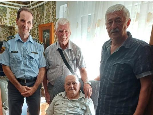 Najstarejši pomurski policist praznoval 98 let