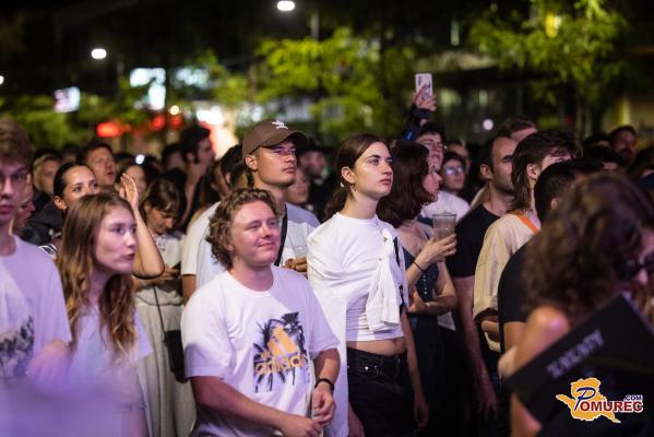 FOTO in VIDEO: Kokosy in Koala Voice zabavali obiskovalce v Murski Soboti