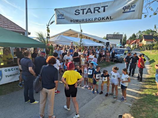 FOTO: V Šprincu so se družili Prleki, Prekmurci in Medžimurci