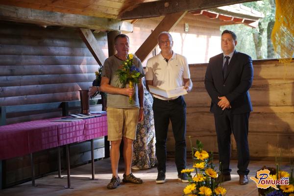 FOTO: Na Otoku ljubezni slovesno ob občinskem prazniku
