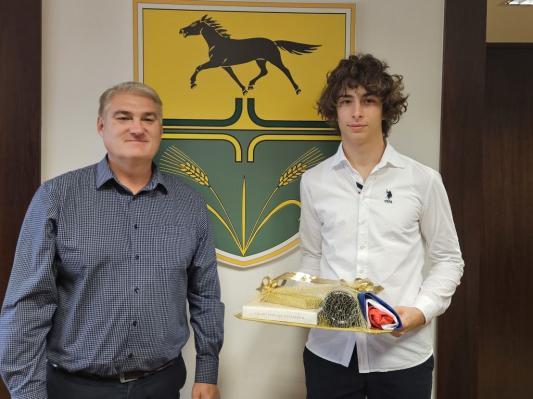 FOTO: Križevski župan sprejel zlatega maturanta