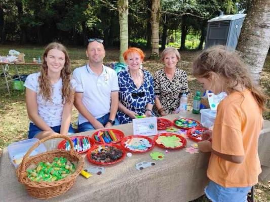 FOTO: Na Čarobnem dnevu v Volčjem Potoku pomagali tud ljutomerski Lionsi