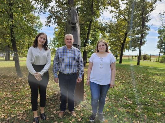 FOTO: V Križevcih sprejeli zlati maturantki