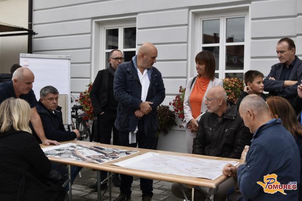 FOTO: »Ljutomerski trg rabi starejša, mogočnejša drevesa«