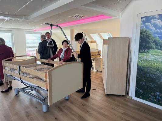 FOTO: Dodatne postelje in boljša oskrba v prenovljenem Domu Danijela Halasa