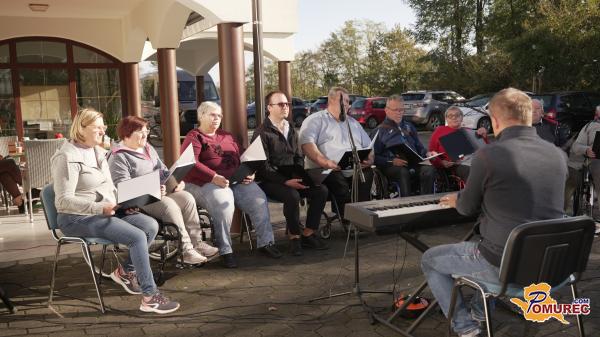 FOTO: Šport, glasba in druženje zaznamovali srečanje invalidov