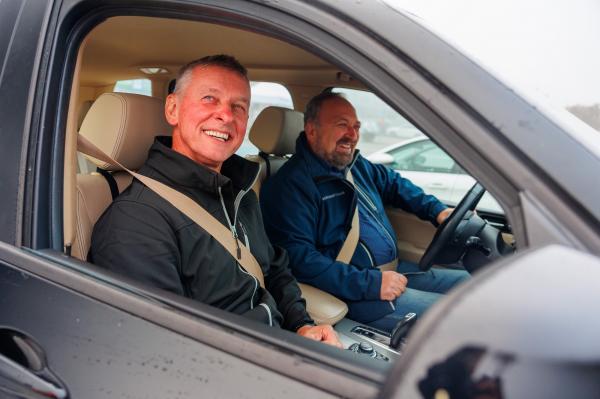 FOTO: Starejši vozniki v Pomurju preizkušajo nova znanja