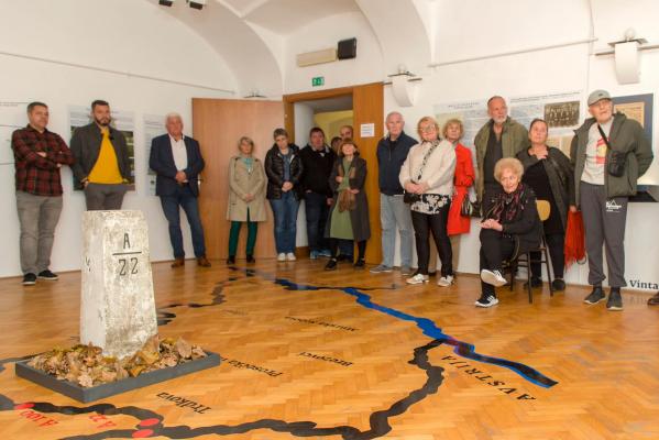 FOTO: V Pomurskem muzeju otvorili razstavo o državni meji v Prekmurju