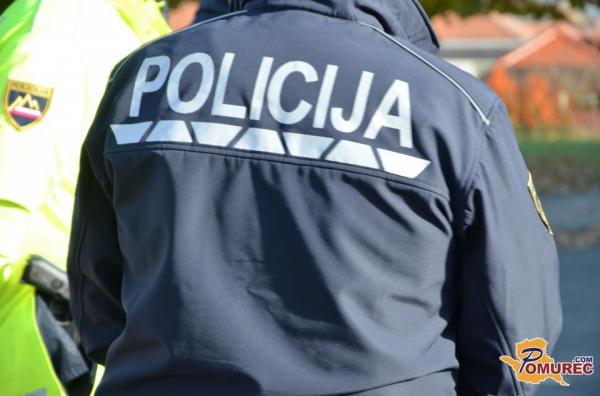 Tuji državljan vozil brez vozniškega dovoljenja, vozilo zaseženo