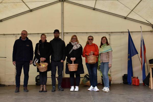 FOTO: Nagradili najlepše urejene travnike, sadovnjake in ogračeke