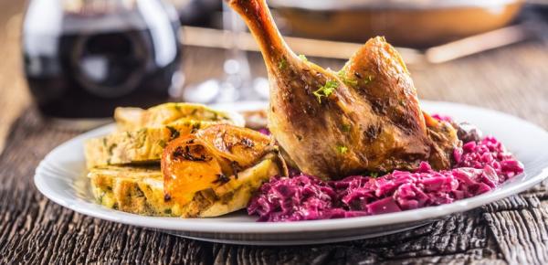 Zakaj na martinovo pečemo gos?