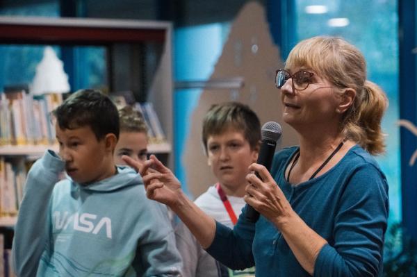 FOTO: Janja Vidmar mlade bralce navdihnila za branje in pisanje