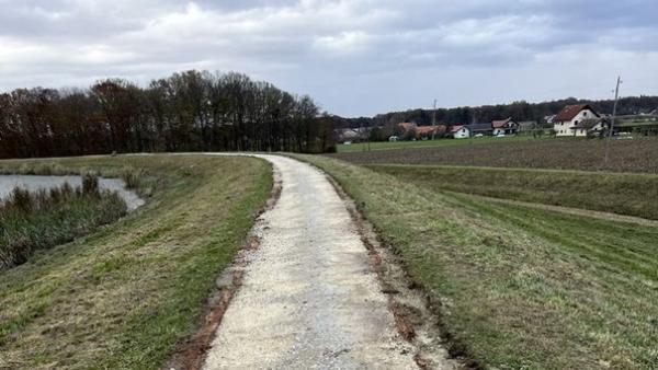 Prepoved vožnje motornih vozil okoli Gajševskega jezera