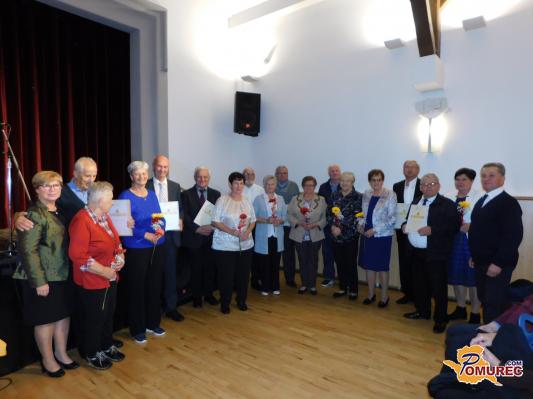 Zakonski jubilanti so se srečali v Kulturnem domu v Beltincih
