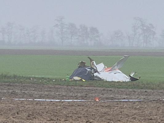 FOTO: TRAGEDIJA! V letalski nesreči v Prekmurju umrlo več ljudi