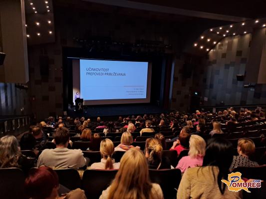 FOTO: Strokovni posvet z močnim sporočilom - Stop nasilju